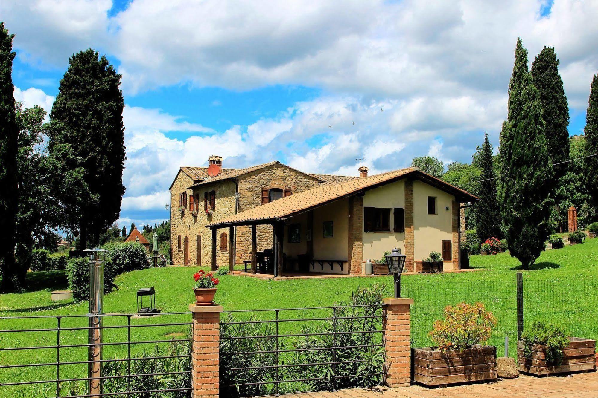 Agriturismo Villa Opera ヴォルテッラ エクステリア 写真